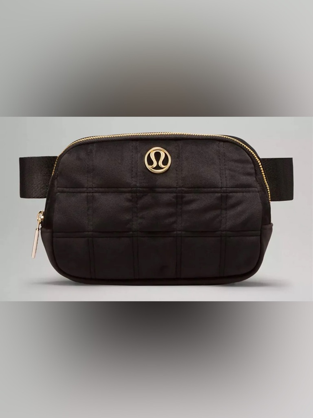 lululemon athletica NWT Black Quilted Crossbody with Gold Emblem - Picture 2 of 4